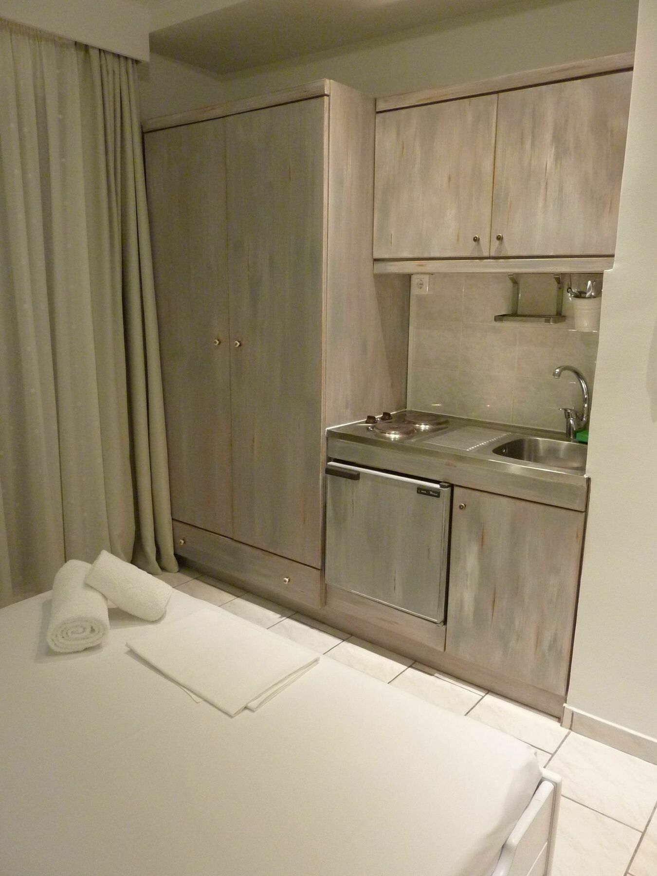 Hotel Melissanthi Паралия Дионисиу Екстериор снимка
