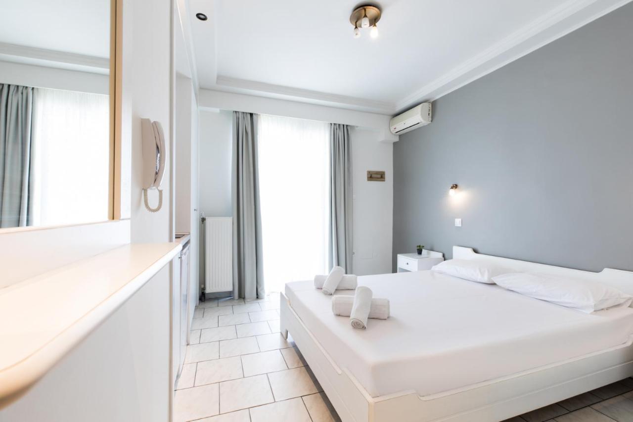 Hotel Melissanthi Паралия Дионисиу Екстериор снимка